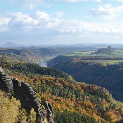 Geologie a hydrogeologie česko-saské křídové pánve mezi Krušnými horami a Ještědem